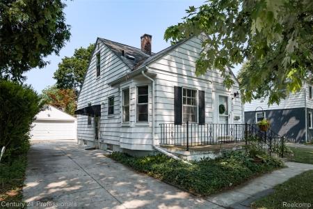224 Starr Avenue, WhiteLake, Michigan 48341, Stati Uniti