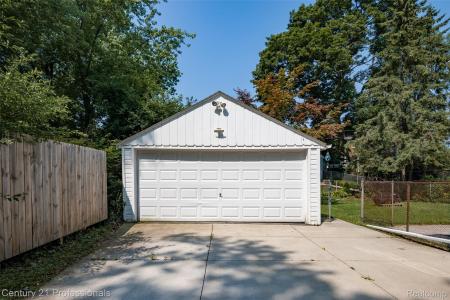 224 Starr Avenue, WhiteLake, Michigan 48341, Stati Uniti