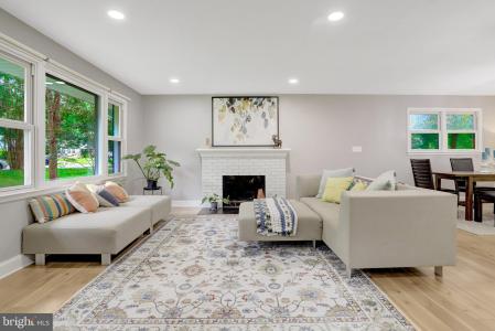 5418 Inverchapel Road, Springfield, Virginia 22151, USA