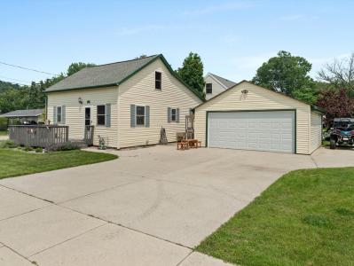 513 N 41st St, Manitowoc, Wisconsin 54220, USA