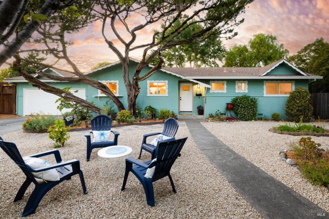 7449 Adrian Dr, Rohnert Park, California 94928