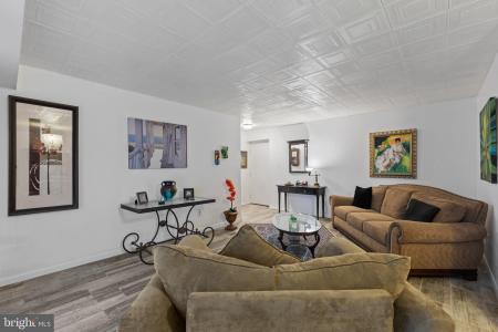 6143 Leesburg Pike Unit# 104, Falls Church, Virginia 22041, Estados Unidos