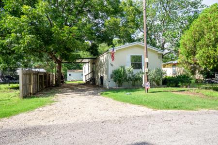 145 Birch, Maxwell, Texas 78656, USA