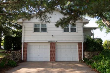 1030 No. 74th Street, Omaha, Nebraska 68114