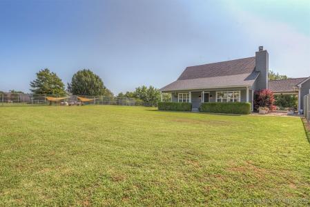73902 S 326 Place, Wagoner, Oklahoma 74467, USA