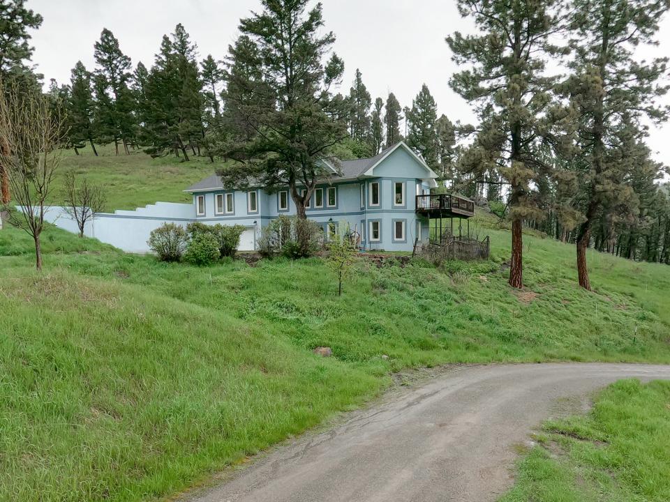 114 Braziel Lake Loop, Helmville, Montana 59743, USA