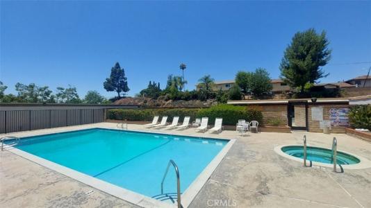 901 Golden Springs Drive , E14, Diamond Bar, קליפורניה 91765, ארצות הברית של אמריקה