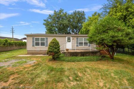 20795 Orchard Lake Road, Farmington Hills, ミシガン 48336, アメリカ合衆国