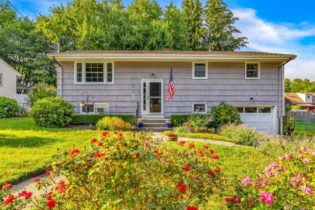 34 Fleming Court, Groton, Connecticut 06340, Amerika Birleşik Devletleri