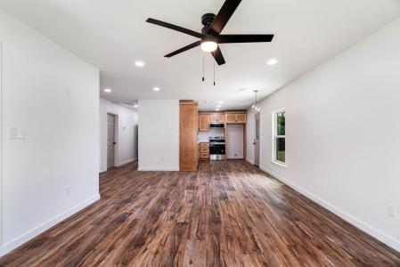 2540 E Price, Paris, Texas 75460, États-Unis