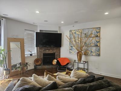7930 W Grand Avenue , 2E, Elmwood Park, Illinois 60707, Estados Unidos