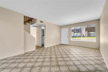 1077 Santo Antonio Dr. #39, Colton, 加利福尼亚州 92324, 美国