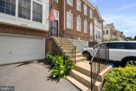 18538 Pineview Square, Leesburg, Virginie 20176, États-Unis