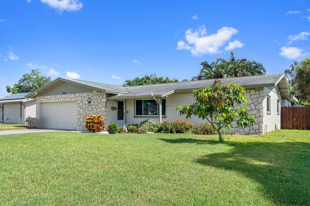2587 60th Ave. S., St. Petersburg, フロリダ 33712, アメリカ合衆国