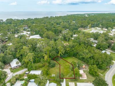 225 A Ave G, Apalachicola, Florida 32320, USA