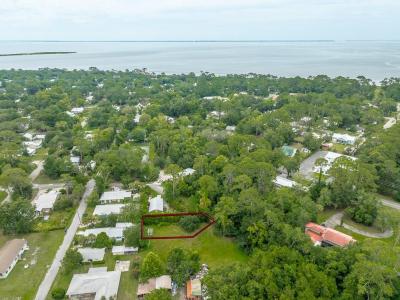 225 B Ave G, Apalachicola, Florida 32320, USA