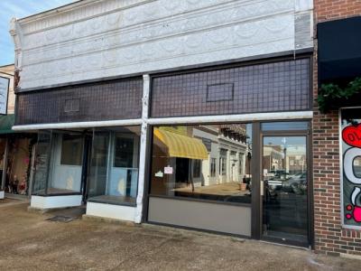 4 & 5 Court Square, West Plains, Missouri 65775, USA