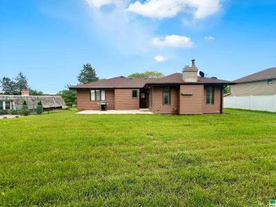 4130 Natalia Way, Sioux City, Iowa 51106