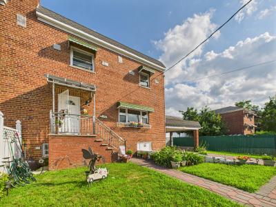 2866 Dewey Ave., Bronx, NY 10465, USA