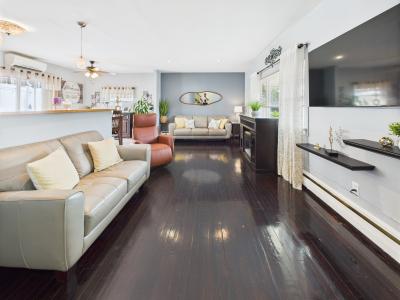 2866 Dewey Ave., Bronx, 纽约州 10465, 美国