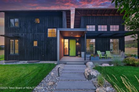 330 MOUNTAINSIDE Boulevard, Victor, Idaho 83455, USA
