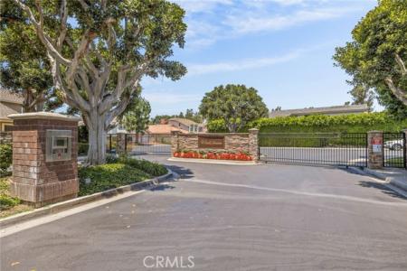 4 Ribera, Irvine, California 92620, USA