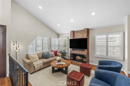 4 Ribera, Irvine, California 92620, USA