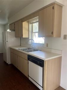 1585 TRIANGLE DRIVE, Mount Dora, Florida 32757, USA