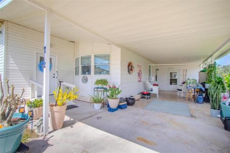 712 CARRIAGE LANE, LEESBURG, Florida 34748, USA