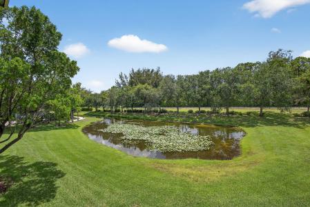 310 Crestwood Circle 206, Royal Palm Beach, Floride 33411, États-Unis
