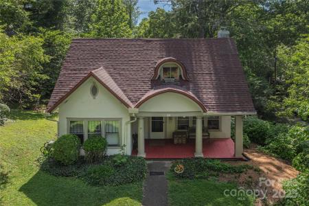 31 Samayoa Place, Asheville, NC 28806, USA