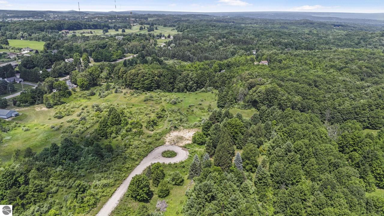 4.2 Acres January Drive, Traverse City, Michigan 49684, Amerika Birleşik Devletleri