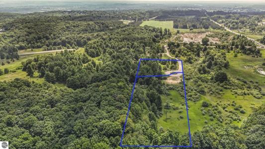4.2 Acres January Drive, Traverse City, Michigan 49684, Amerika Birleşik Devletleri