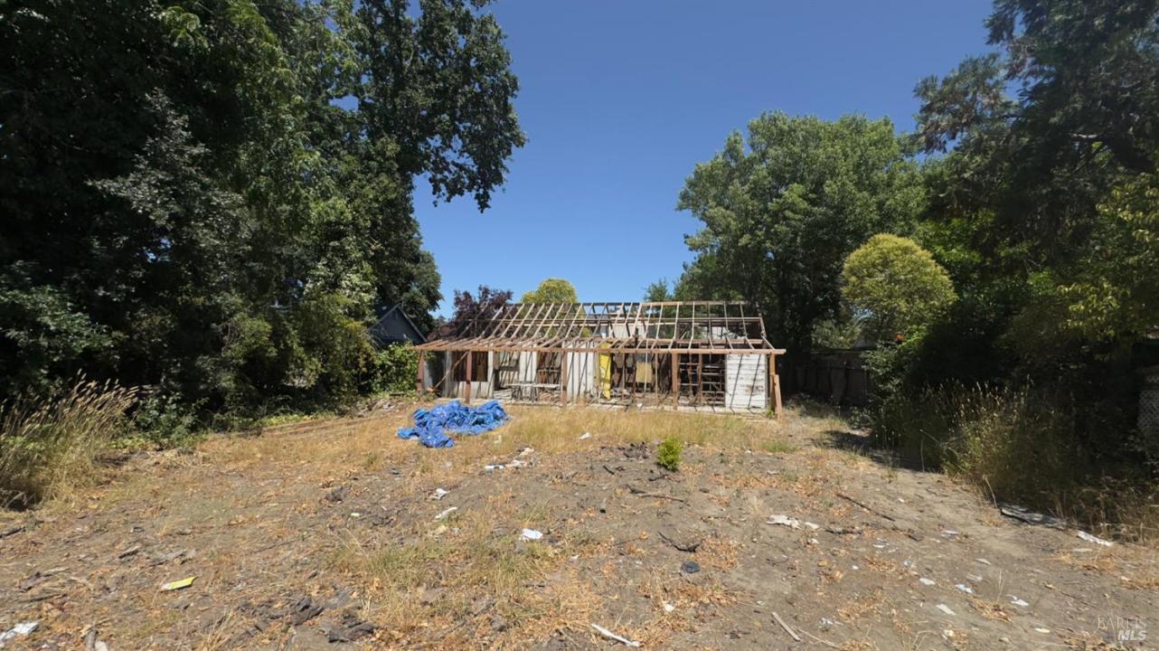 725 Porzio Lane, Ukiah, カリフォルニア 95482, アメリカ合衆国