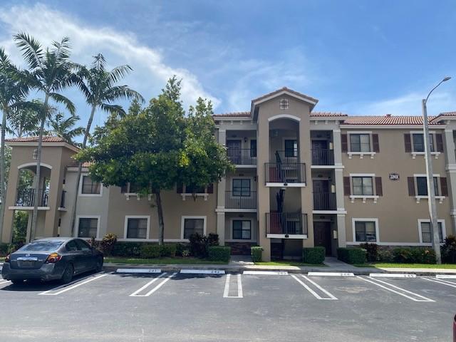 22921 SW 88th Pl # 201, Cutler Bay, Florida 33190, Estados Unidos