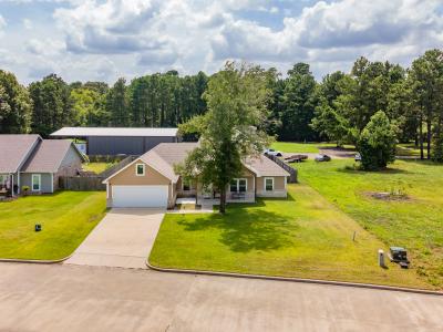 130 Dena Kay Drive, Lufkin, Texas 75904, USA