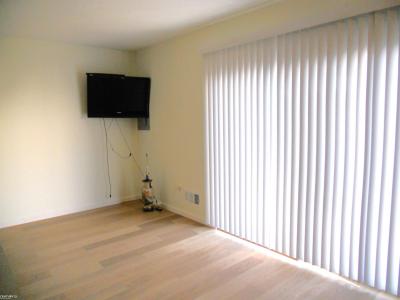 8147 Busko, Warren, Michigan 48093, États-Unis