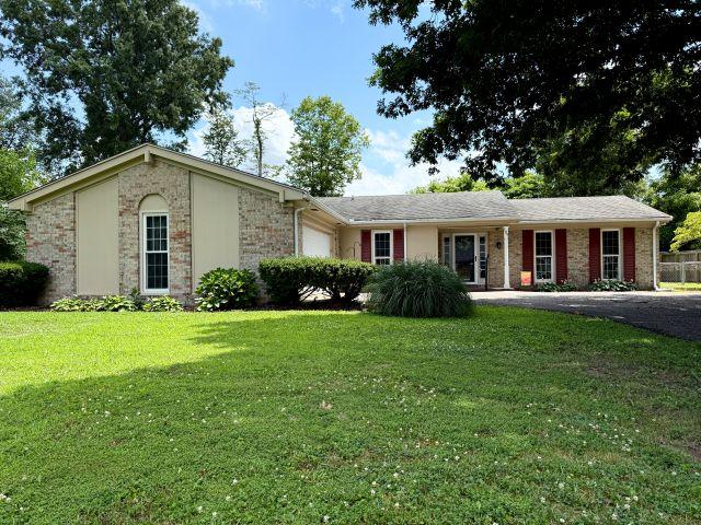 109 E Southglen Dr, Sullivan, Indiana 47802, Estados Unidos