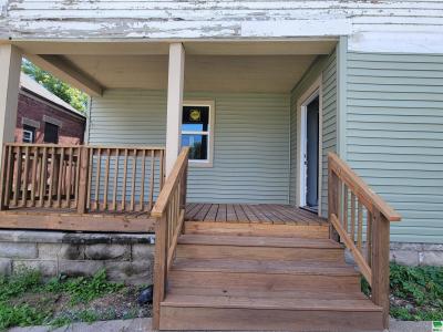 212 Perry, Sioux City, Iowa 51103, USA