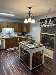 241 Angus Road, Dalton, Georgia 30721, USA