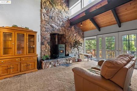 24214 N Oxbow Ln, Sonora, California 95370