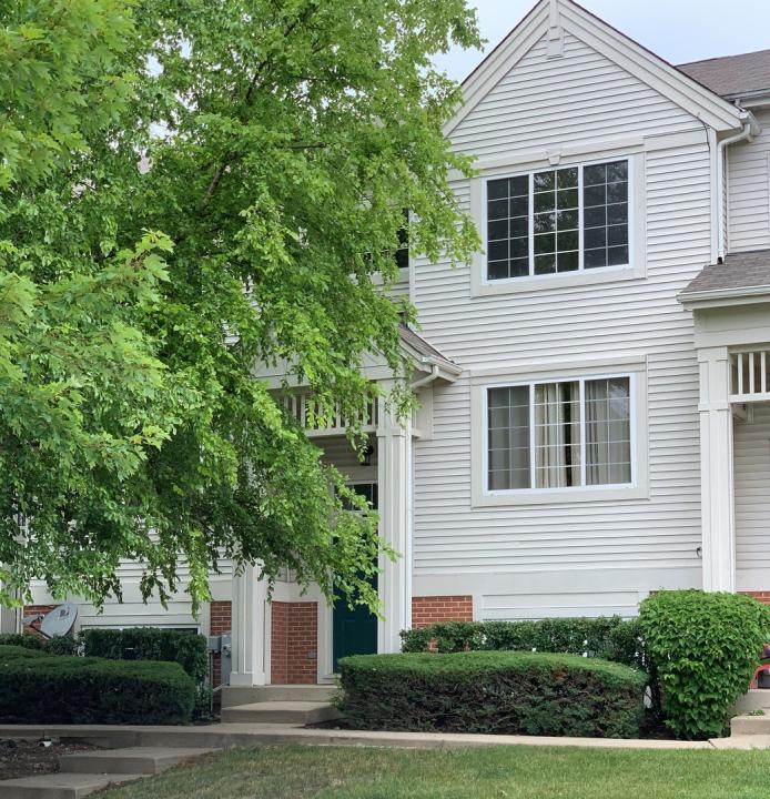 710 S Rosehall Lane, Round Lake, Illinois 60073, États-Unis