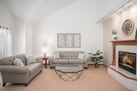 7364 Forest Ridge Drive, Schererville, Indiana 46375, USA
