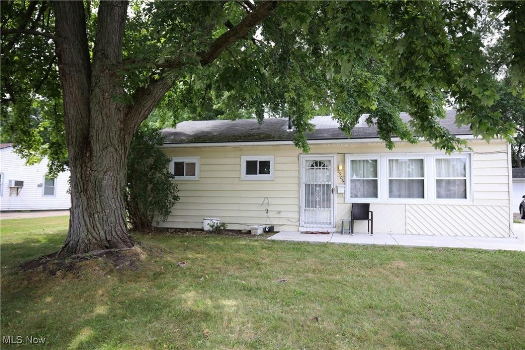 2906 Goble Drive, Lorain, Ohio 44055, États-Unis