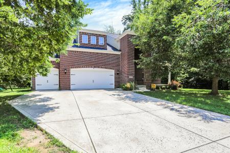 679 Erin Drive, Avon, Индиана 46123, Соединенные Штаты