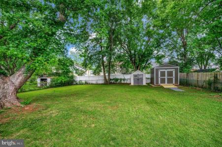 14204 Lindendale Road, Woodbridge, Virginia 22193, Amerika Birleşik Devletleri