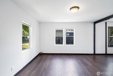 340 16th Avenue, Longview, 華盛頓州 98632, 美國