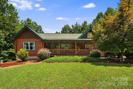 134 Quebec Trail, Bostic, Karolina Północna 28018, USA