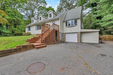 297 Woodbury Road, Huntington, NY 11743, USA