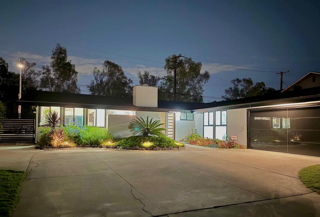 3432 Yellowtail, Los Alamitos, California 90720, Stati Uniti